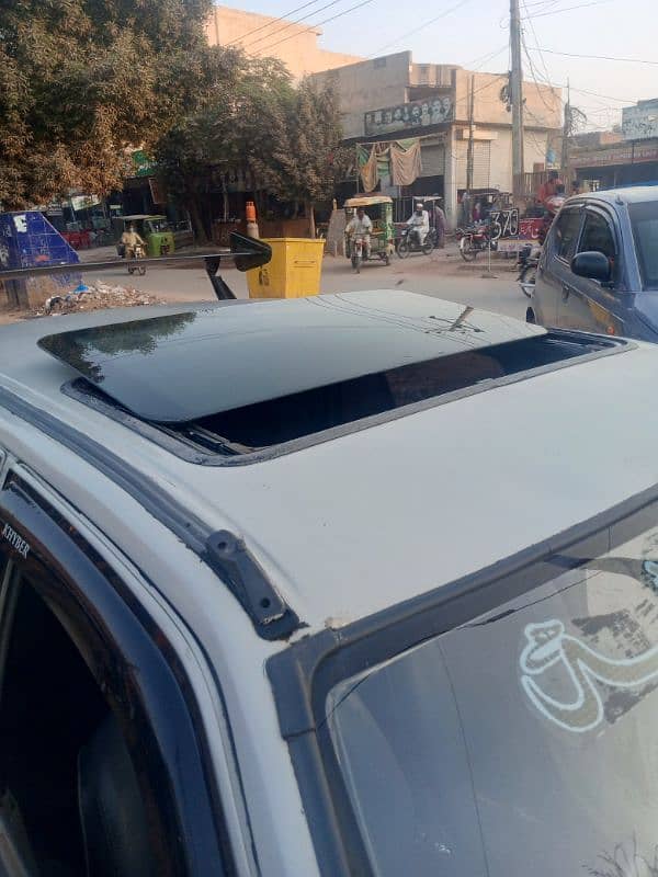 Suzuki Khyber sunroof 0