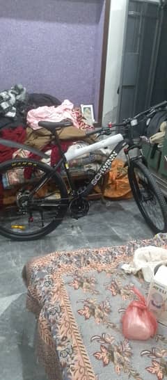 Mountain bike for sale with hydraulic brakes