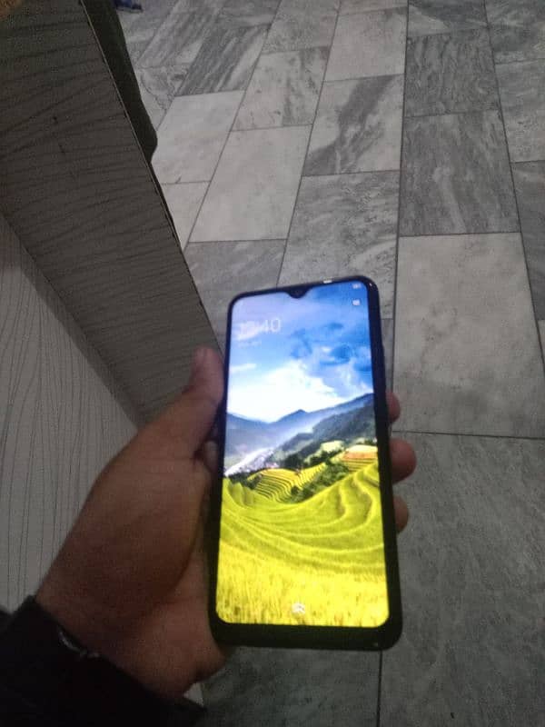 Vivo y11 3Gb 32GB 4