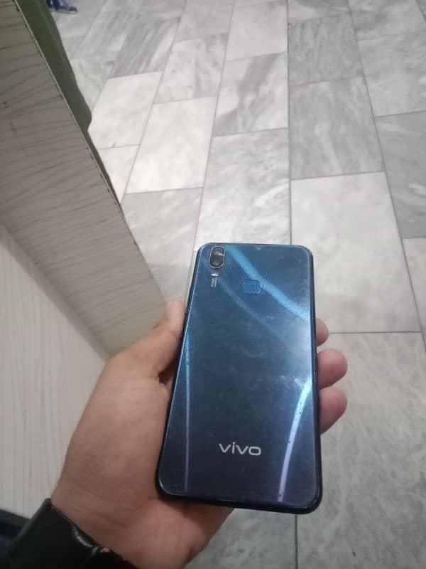 Vivo y11 3Gb 32GB 6