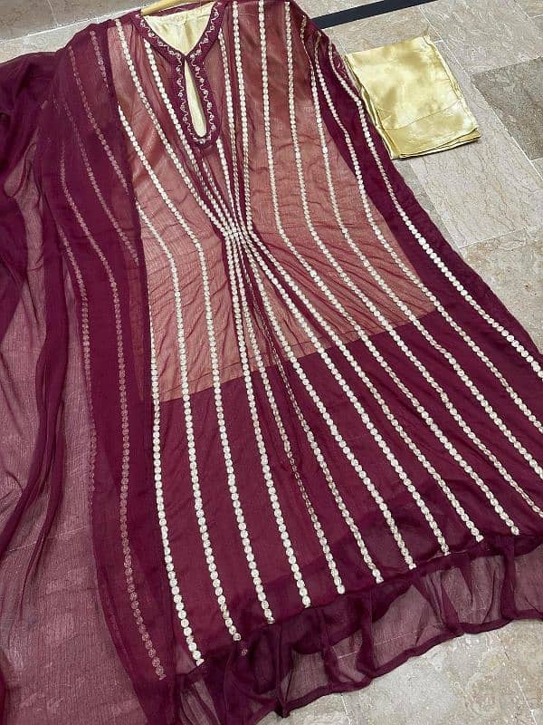 Stylish Maroon Embroidered Chiffon Kaftan - 4 Pcs 2