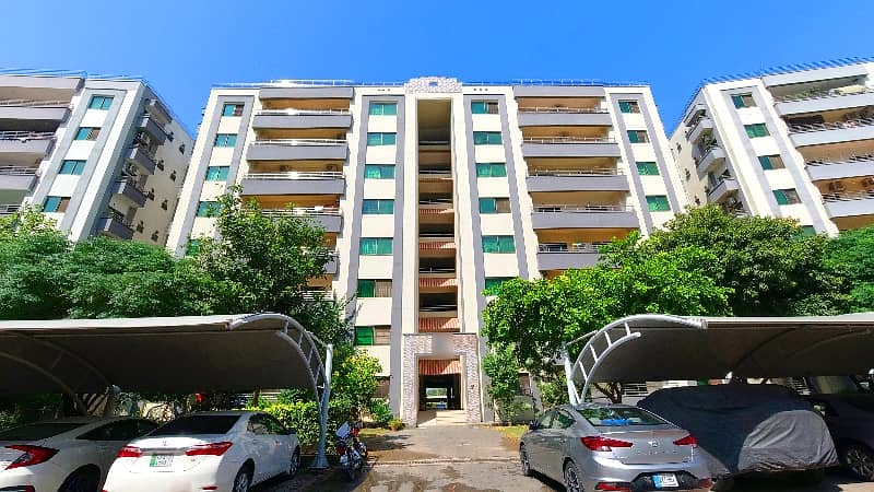 Beautiful & Open View 12 Marla 4 Bed Flat On 2nd Floor For Sale In Askari 11 Lahore 3