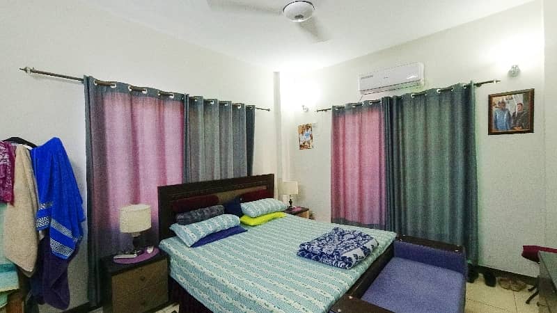 Beautiful & Open View 12 Marla 4 Bed Flat On 2nd Floor For Sale In Askari 11 Lahore 16