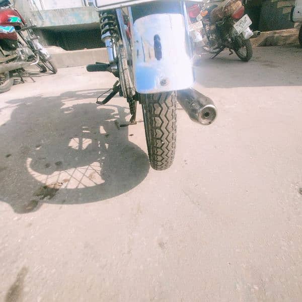 Sutlej Motorcycle is for sale 5