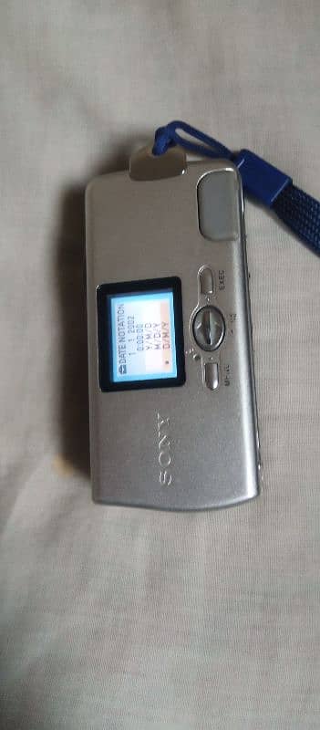 Sony syber-shot dsc-U 20 1