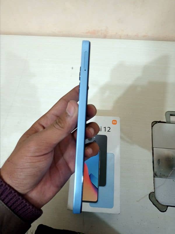 Redmi 12 / Ram 8+4 GB / Rom 128 GB 2