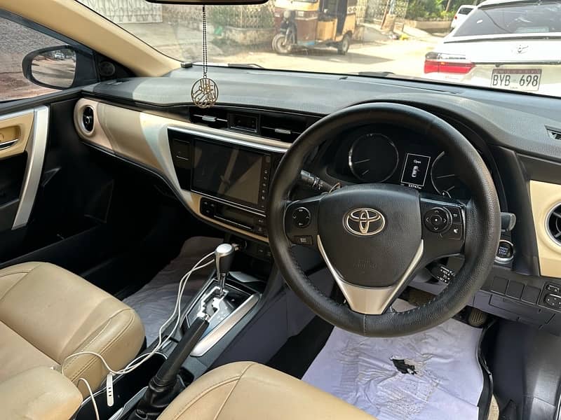 Toyota Corolla Altis Grande 2019 Reg 2020 1