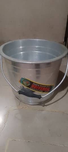 new silver bucket for hot water