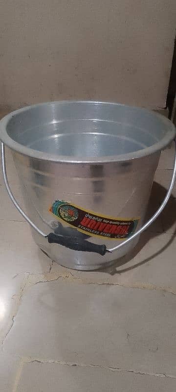 new silver bucket for hot water 0