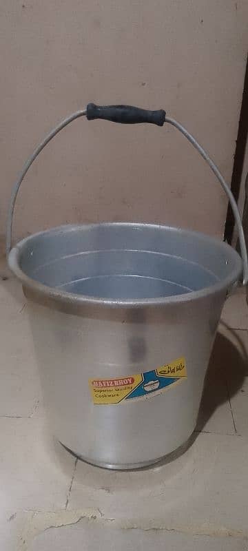 new silver bucket for hot water 1