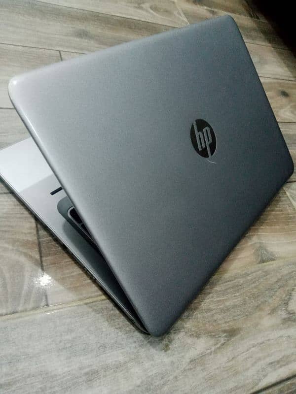 This is HP EliteBook 840 G3,and 6th generation Intel Core processor 0