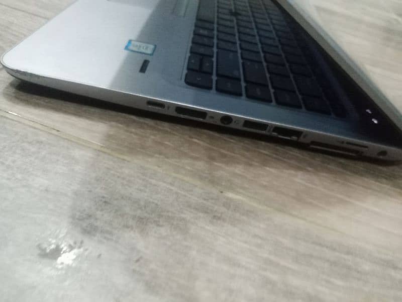 This is HP EliteBook 840 G3,and 6th generation Intel Core processor 6