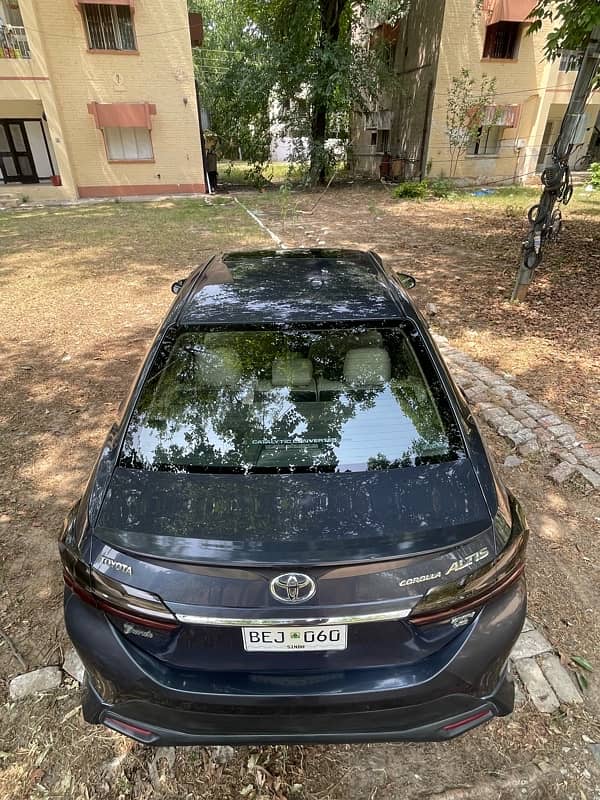 Toyota Corolla Altis 2015 5