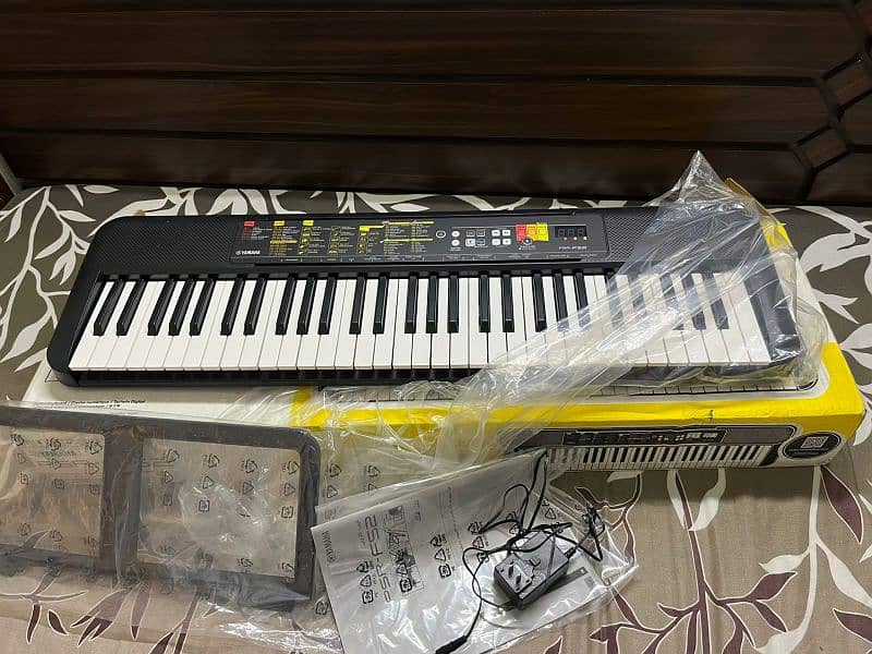 YAMAHA PSR-F52 ELECTRIC KEYBOARD BRAND NEW PIANO 1 YEAR WARRANTY 1