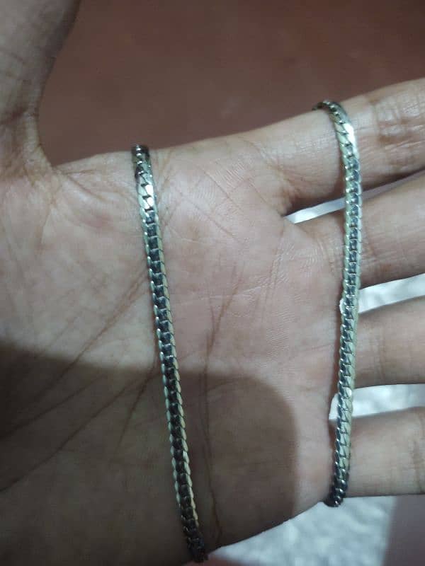 men neck chain 2