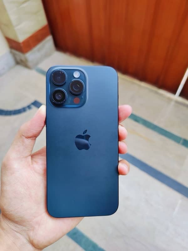 Iphone 15 pro max non pta | 1