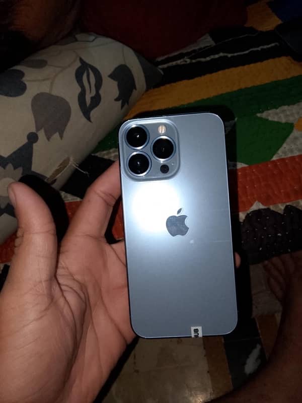 iPhone 13 pro 0