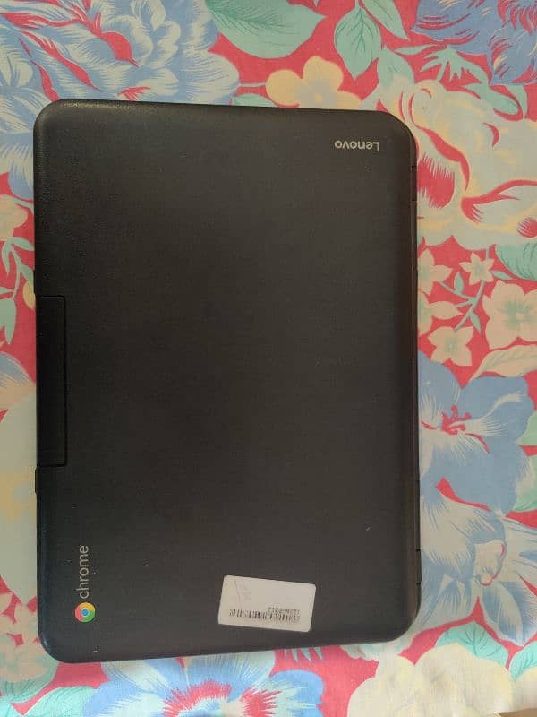 excellent condition chrome book for sale 3