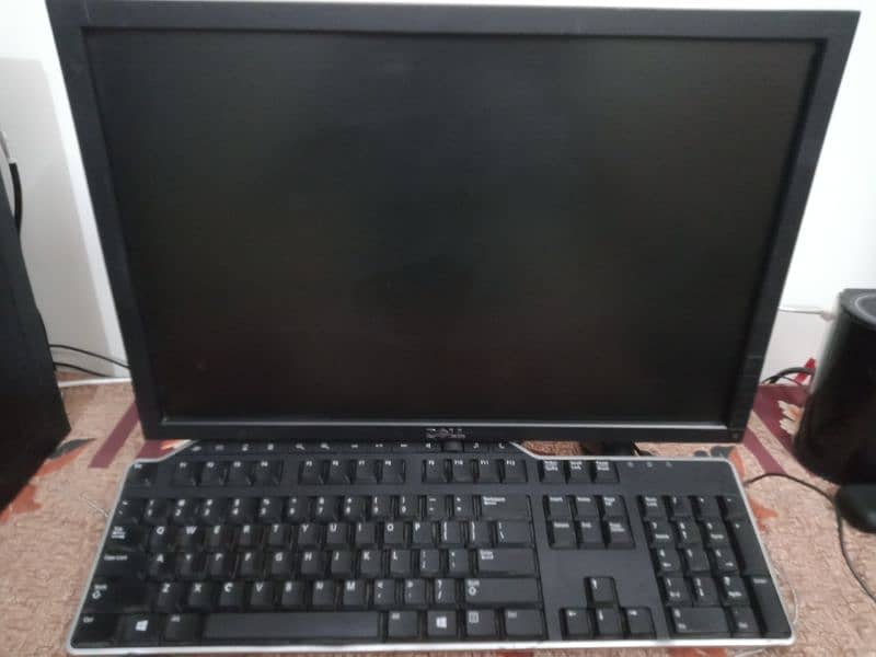 Dell core i5 3rd generation 8gb ram without harddisk. with lcd 7