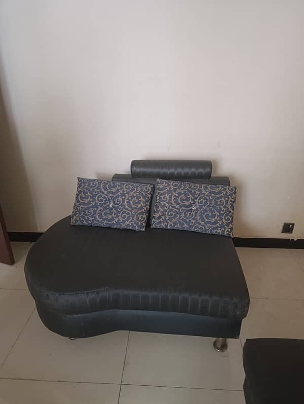 Sofa set for sale . 4