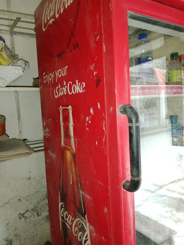 coke fridge all ok ha abhi tak gase bhi change ni krwai 2