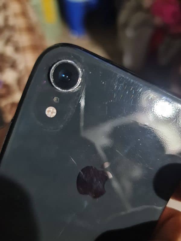 iphone xr 64gb nonpta front glass break 0