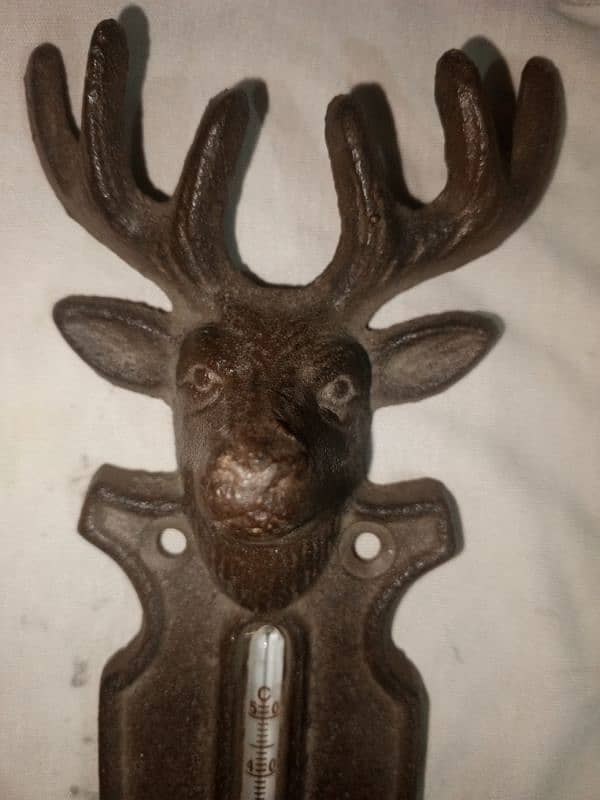 sculpture Deer Thermometter full fill with Red Murcery 3