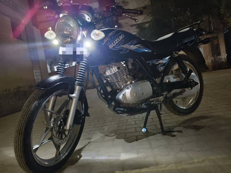 Suzuki 150 2021 12