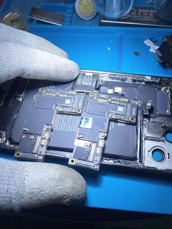 iPhone XS Max 11 Pro Max 12 Pro Max 13 Pro Max 14 Boards Available 9
