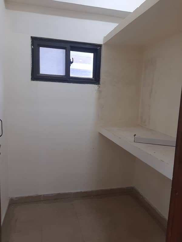 G/11 warda hamna 2bed apartment available for rent 25