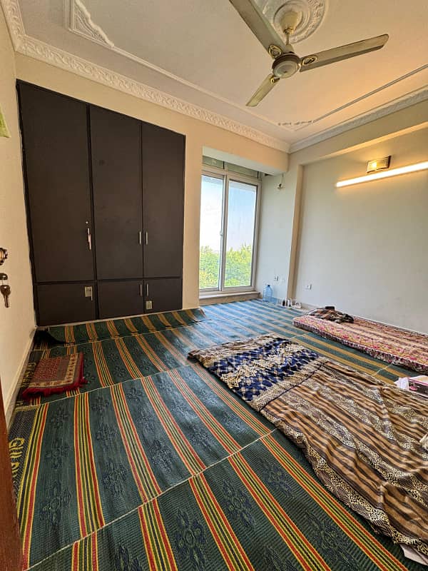 G/11 PHA 3th floor 865sq 2bed apartment available for sale real piks 5