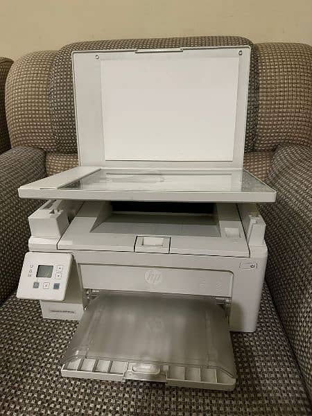 HP laser Jet MFP M130a 1