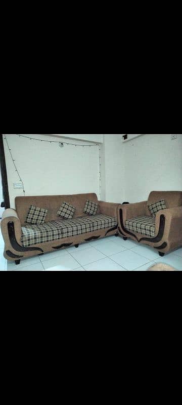 5 seater sofa set condition like new 0