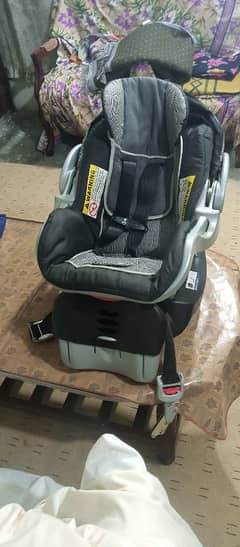 baby seat car For sale contact on whats app 03122202268