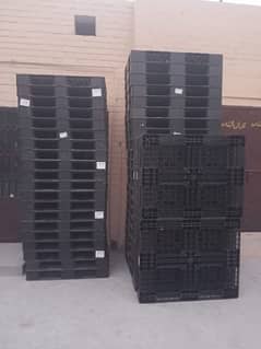 Plastic pallets