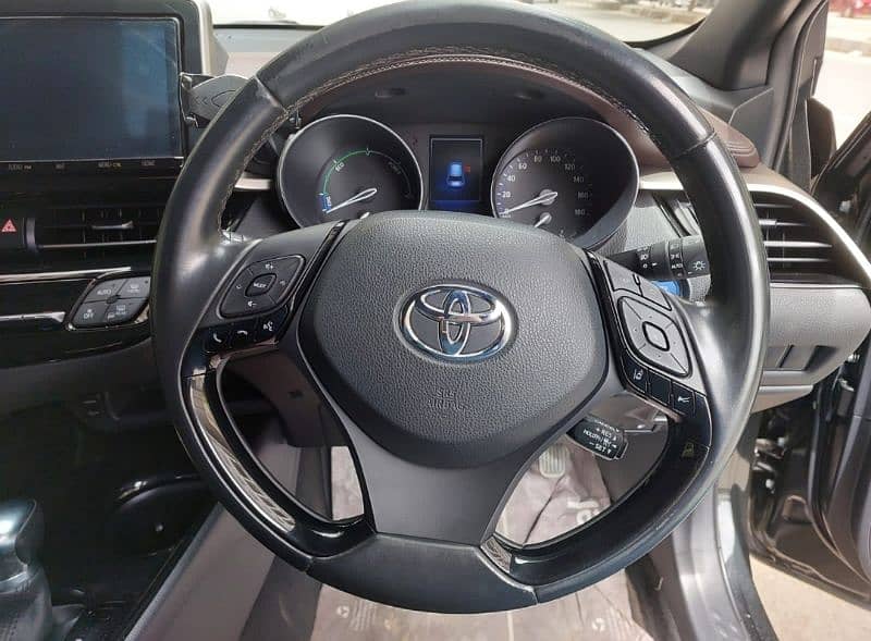 Toyota C-HR G-LED 2018 9