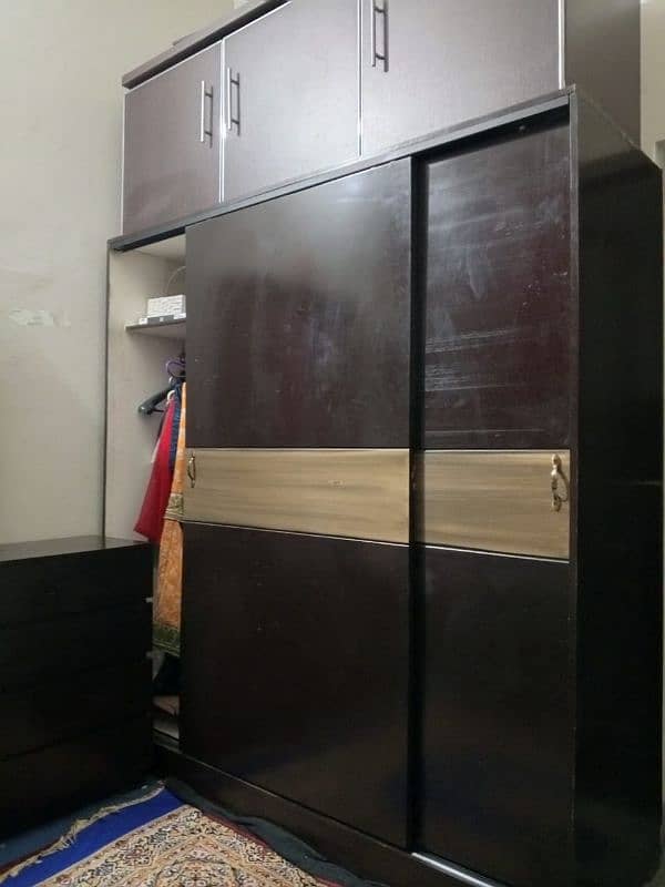 Big Size Wardrobe with sliding Doors 1