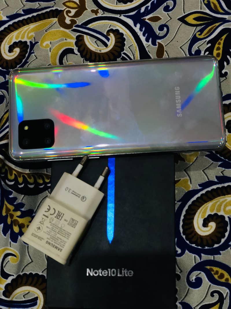 Samsung Galaxy note 10 lite with complete accessories 5