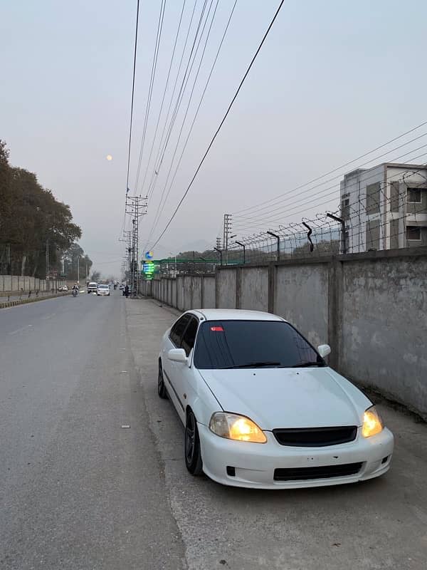 Honda Civic EXi 2000 10