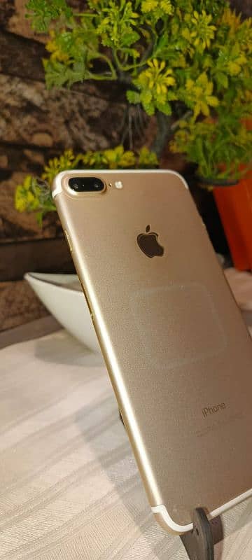 iPhone 7 Plus 128Gb 3