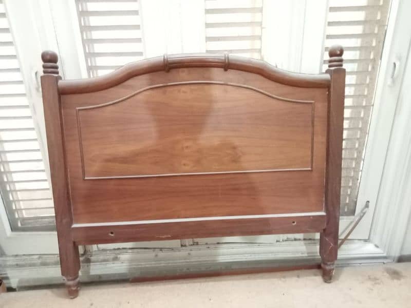 Single Bed slighlty used for sale 3