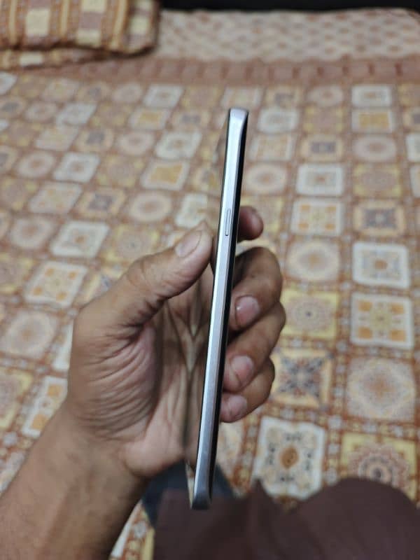 samsung note 5 . . . Only panel crack 2