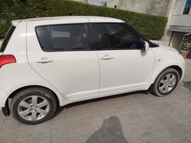 Suzuki Swift 2018 13