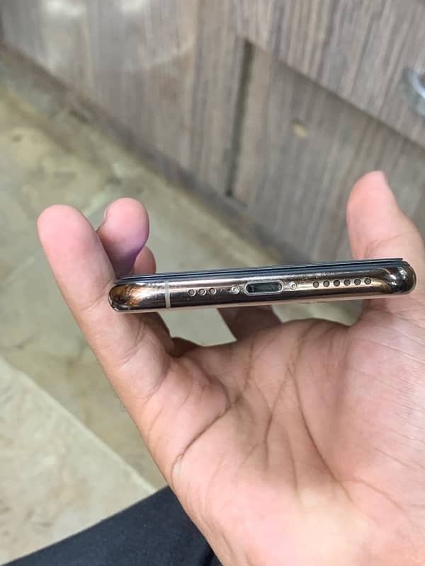 IPHONE XS FACTORY 256 GB ALL OK WATER PACK 0