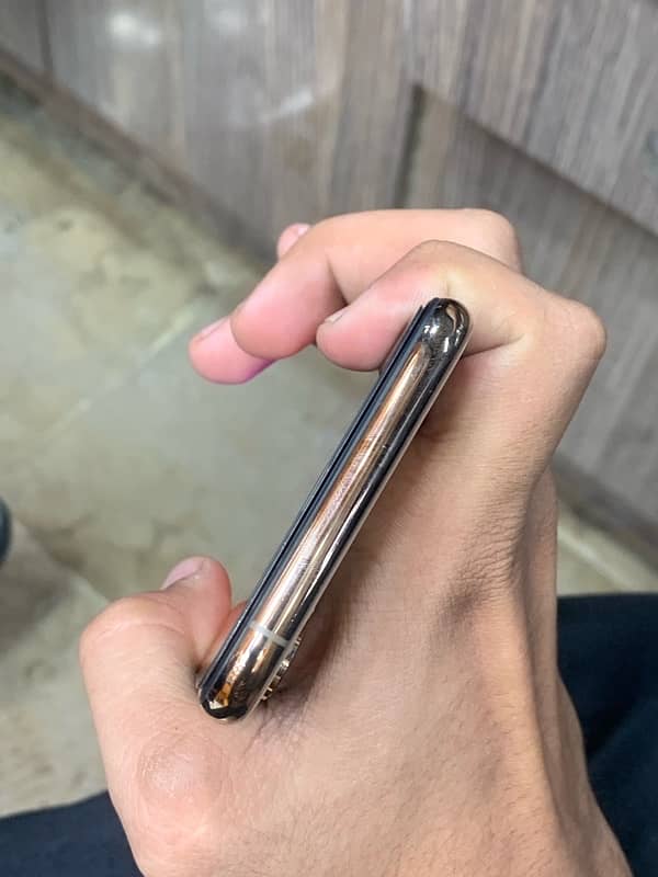 IPHONE XS FACTORY 256 GB ALL OK WATER PACK 1