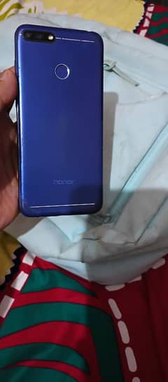 display broken. Honor 7A Glass crack 3GB 32GB dual sim PTA approved