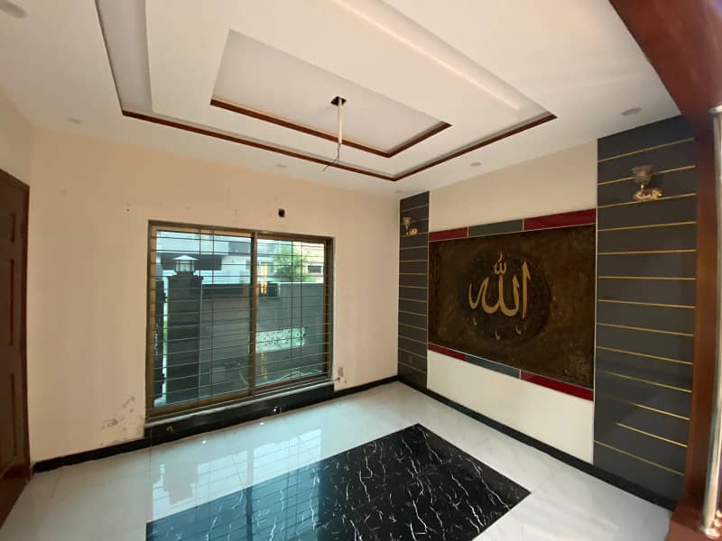 5 Marla Modern Luxury House For Rent In Bahria Town Lahore 2