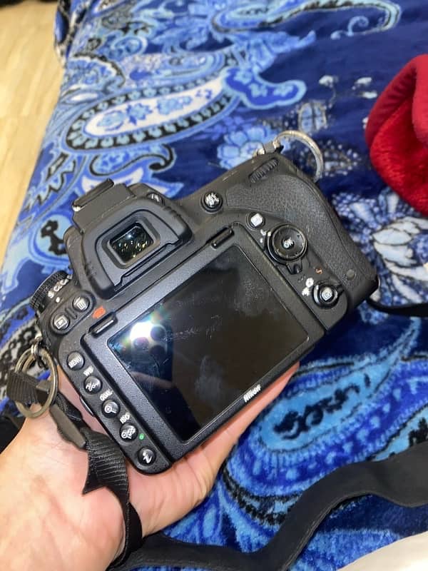 nikon d750 almost new with 2 lens 0