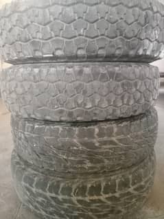 Tyres 2Dunloop/2Bridgestone