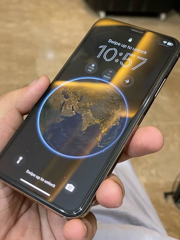 iPhone XS 64gb factory unlock e sim working mint condition urgent sale 1